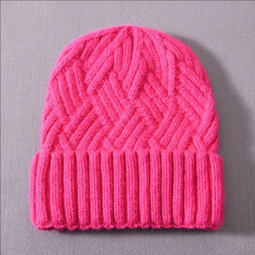 Extra Large Stretch Satin Lined Cashmere Fur Knit Cuffed Winter Beanie Hat (Large)